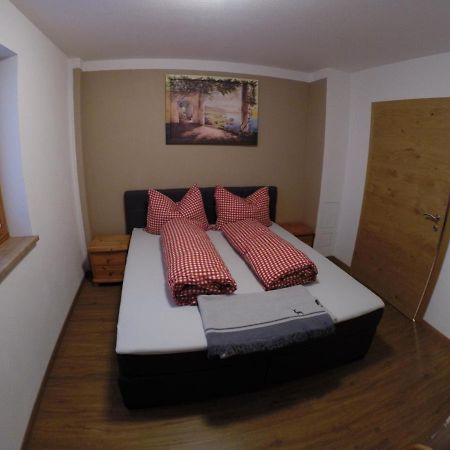 Grosszuegiges Apartment Georg Mayrhofen Barrierefrei Hollenzen Bagian luar foto