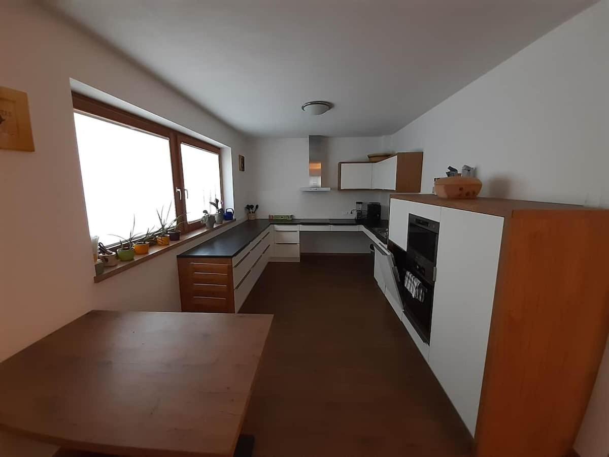 Grosszuegiges Apartment Georg Mayrhofen Barrierefrei Hollenzen Bagian luar foto