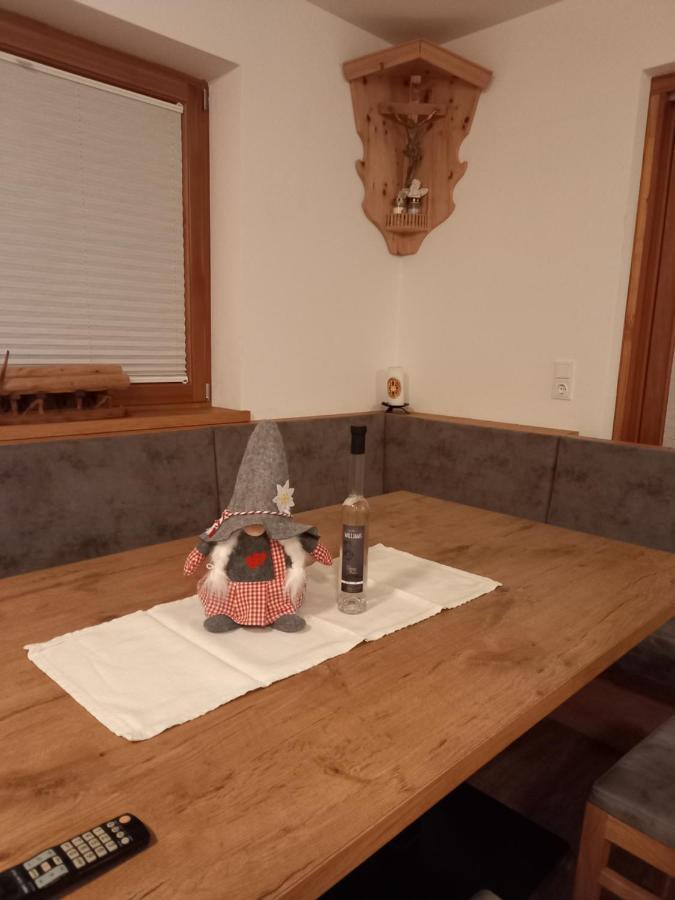 Grosszuegiges Apartment Georg Mayrhofen Barrierefrei Hollenzen Bagian luar foto