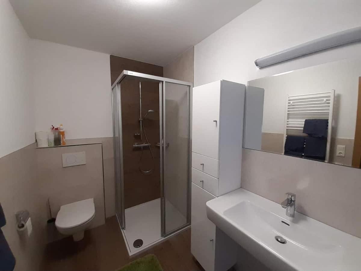 Grosszuegiges Apartment Georg Mayrhofen Barrierefrei Hollenzen Bagian luar foto